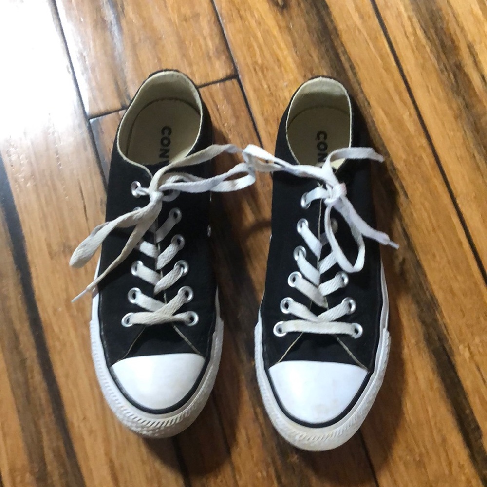 Black womens converse